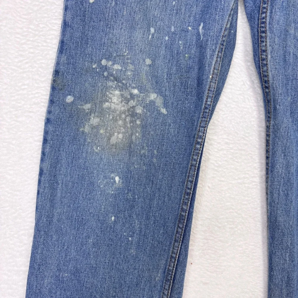 Levi's 505 Regular Fit Jeans Mens 33x30 Measures 31x28 Distressed Paint Splatter